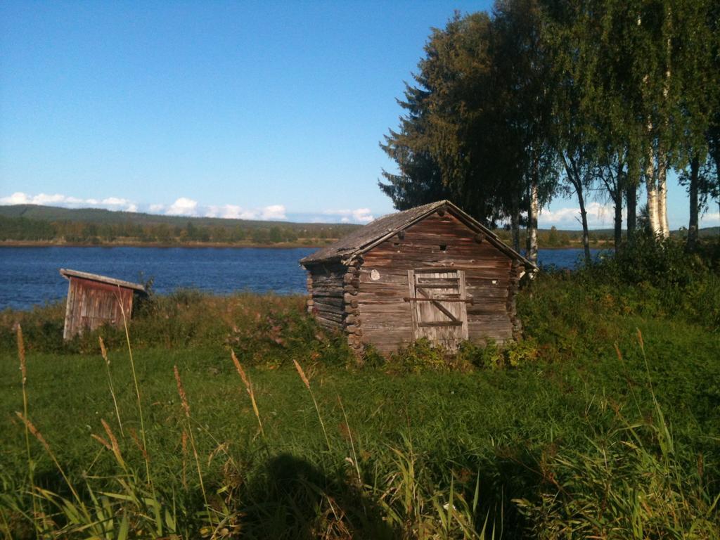 Stuga Vid Hedenaesets Stencafe Exterior foto