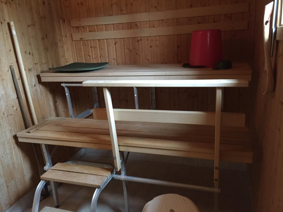Stuga Vid Hedenaesets Stencafe Exterior foto